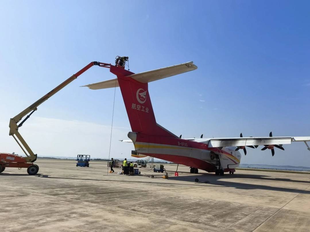 大型水陆两栖飞机AG600完成沉积静电地面试验