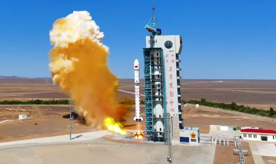 我国首颗地球物理场探测业务卫星“张衡一号”02星成功发射