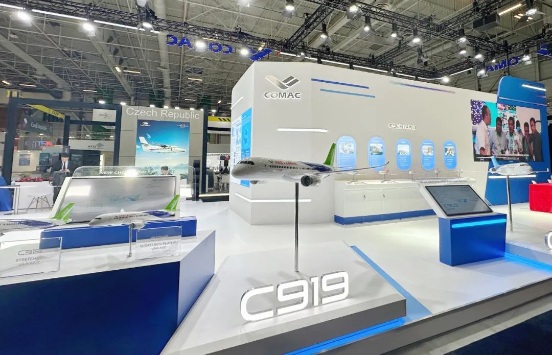 中国商飞公司与赛峰和克瑞等签署C929项目合作谅解备忘录