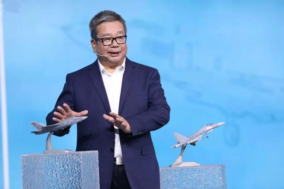 高考报志愿，歼35A首席专家“上线指导”