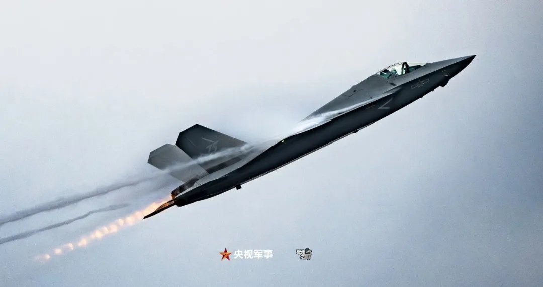高考报志愿，歼35A首席专家“上线指导”
