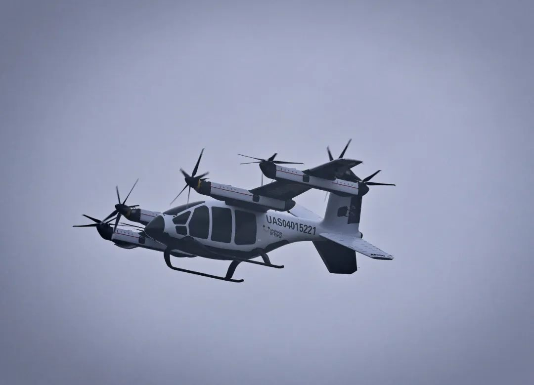 【航化说】齐飞航空W280“闪电首飞”，下一架上天的是你的通勤“飞的”吗？