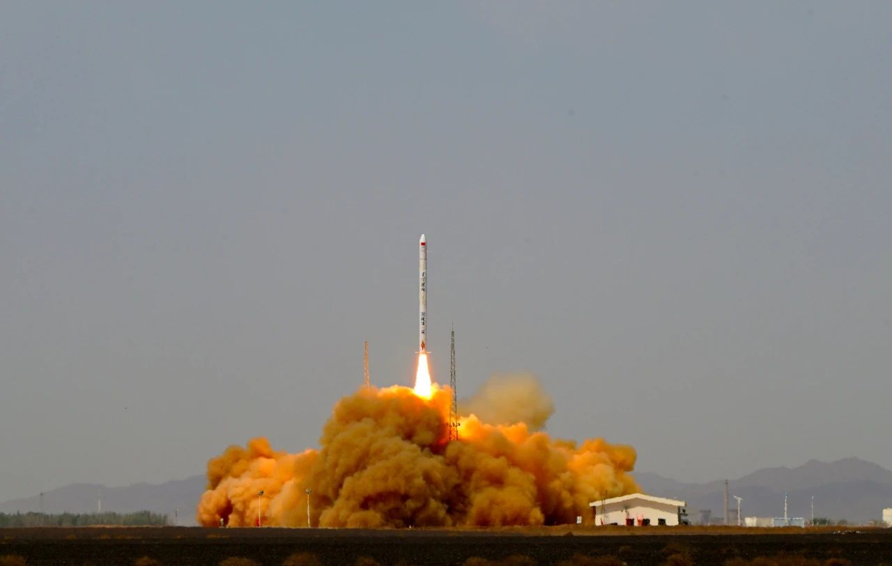 双曲线一号遥十运载火箭发射成功