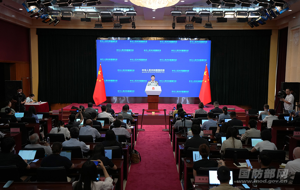 国防部：今年有近10万名高中毕业生报名参加空军招飞，录取数量保持高位