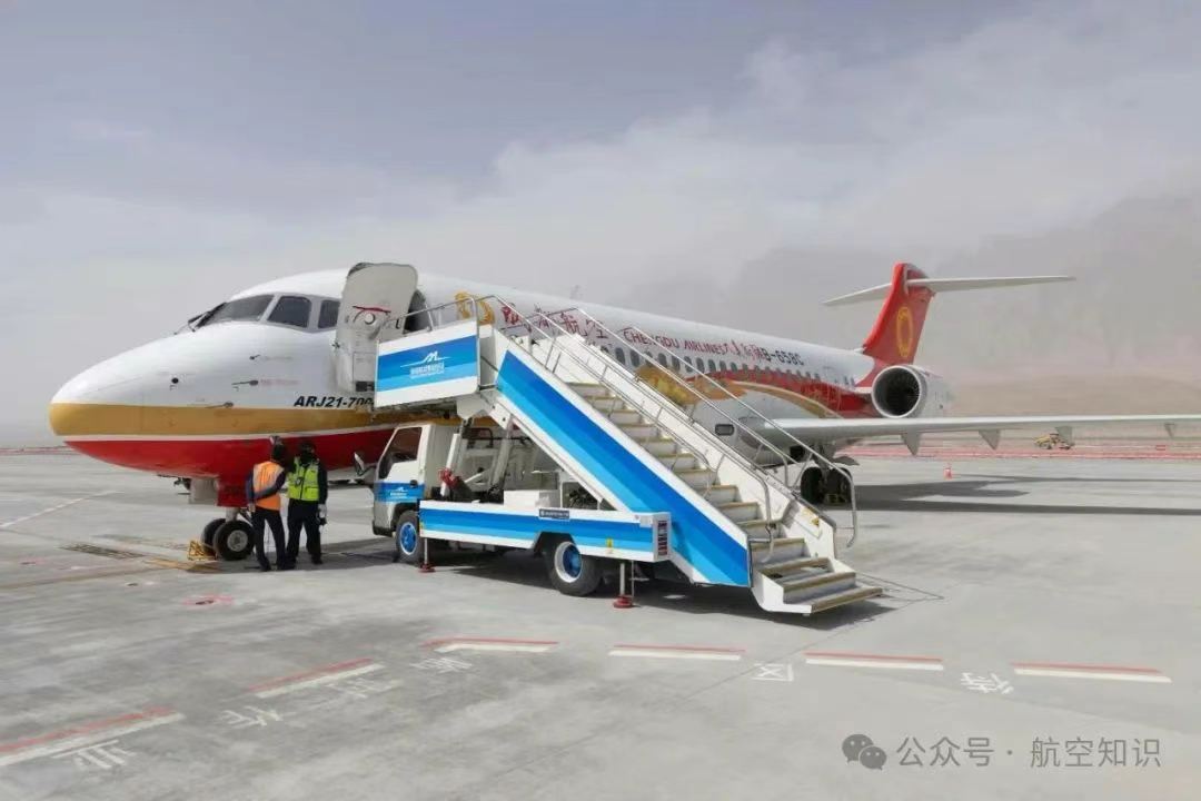 硬科普！C909驾驶舱揭秘