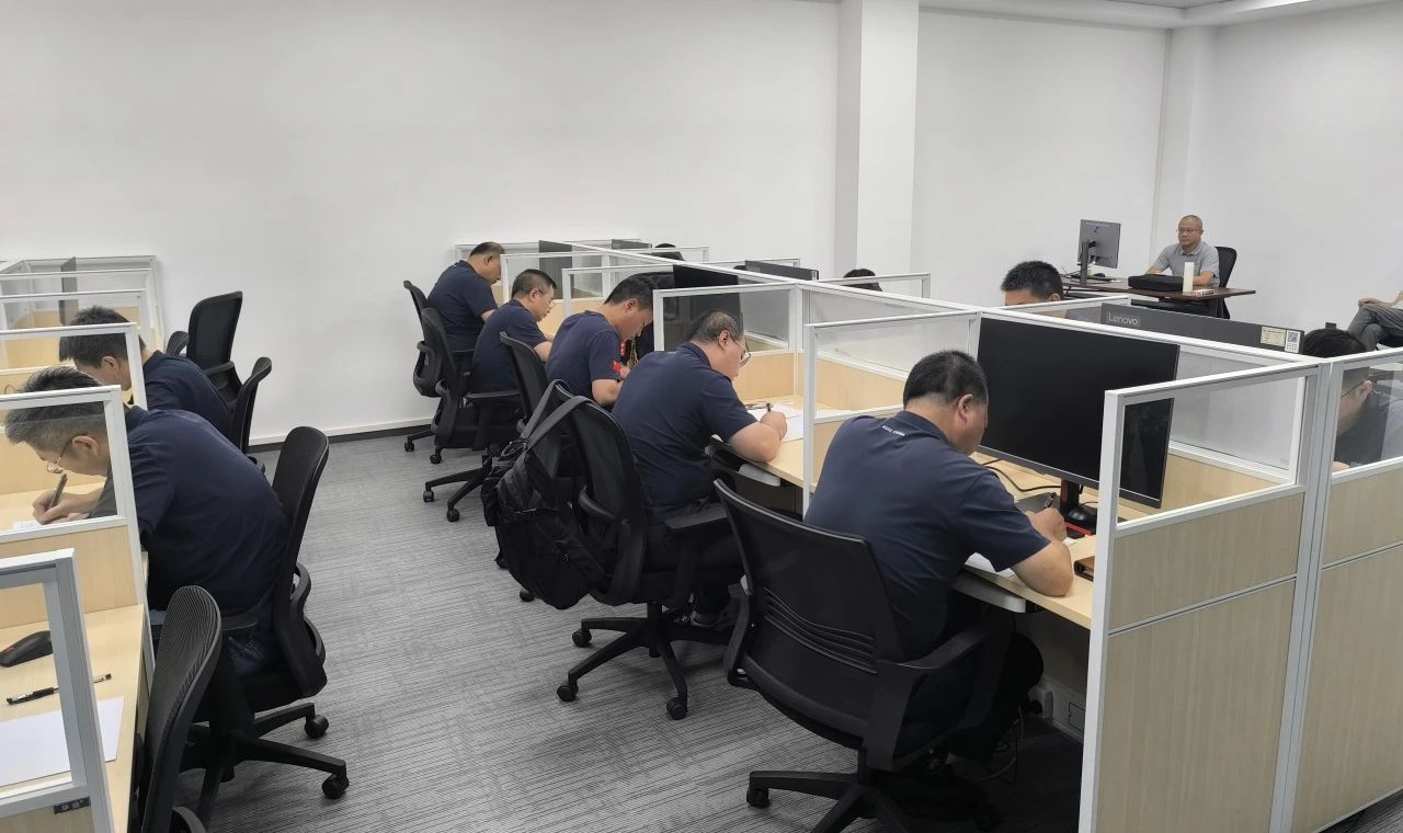 AG600飞机持续适航技术委员会完成体系现场考试