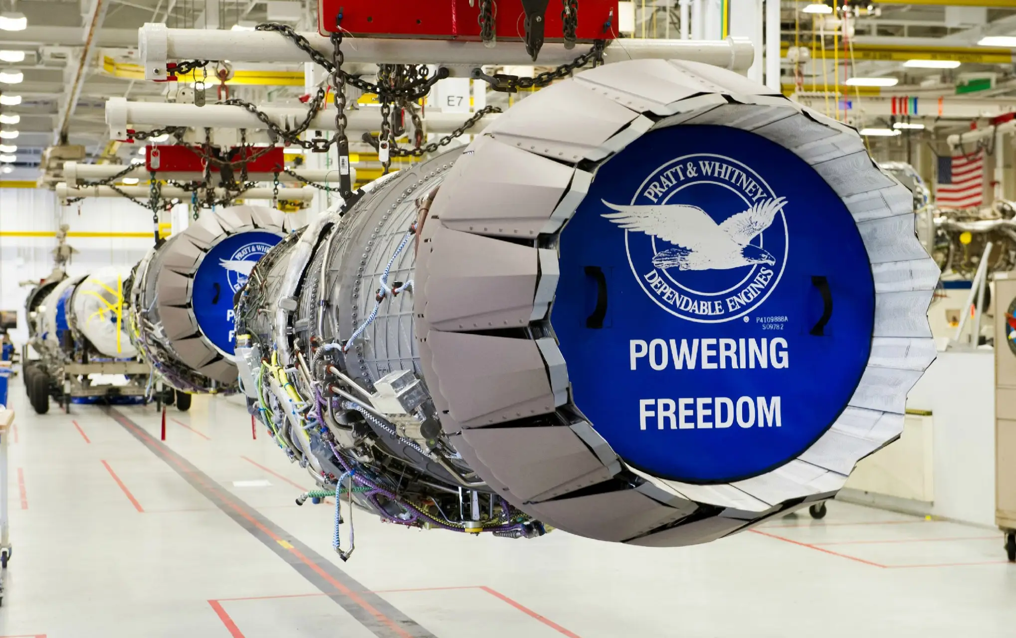F-35神话崩塌！多国退单掀军购地震，体系作战改写空战规则 