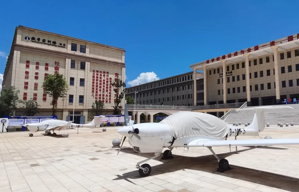 云南唯一航空专业类高校下月将迎来首批学生