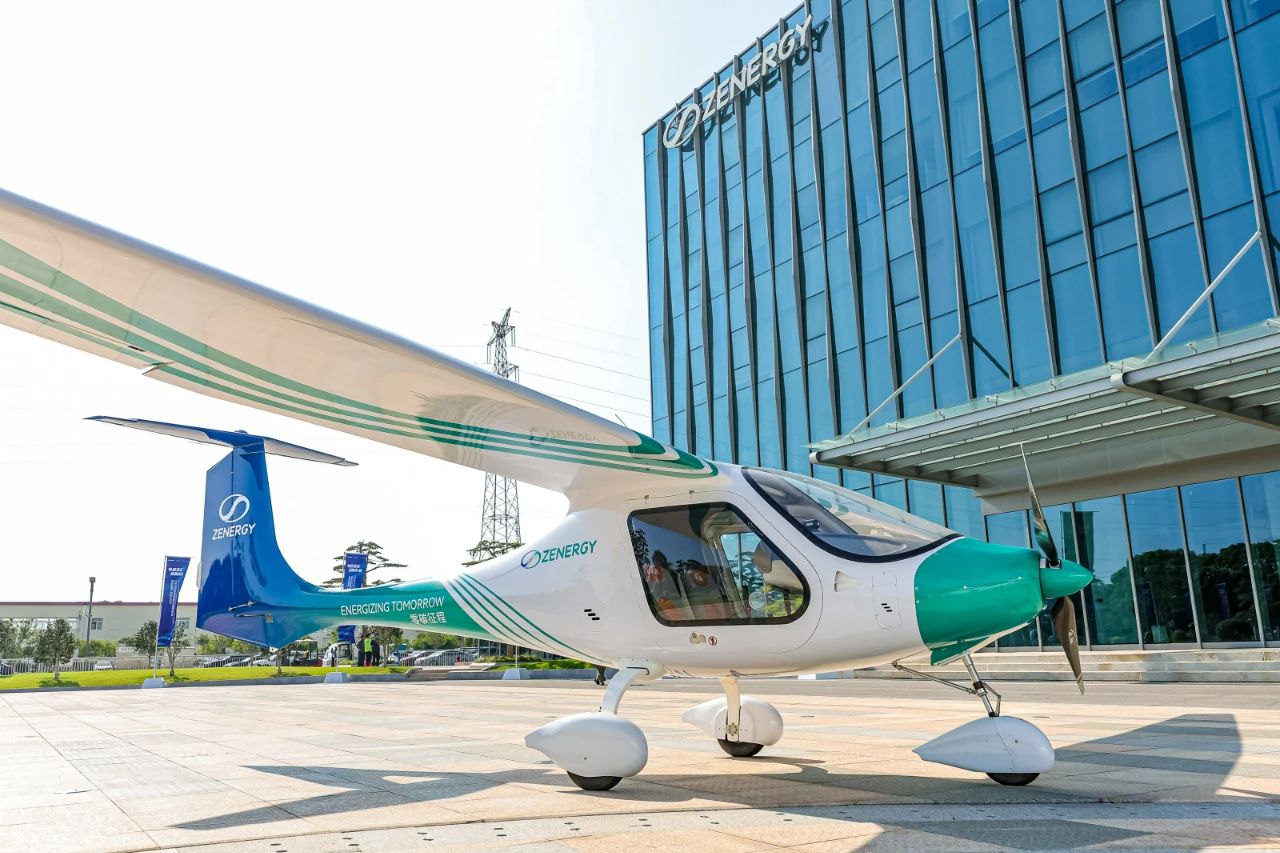 国产航空电池获“双认证”，零重力旗下电动飞机量产提速