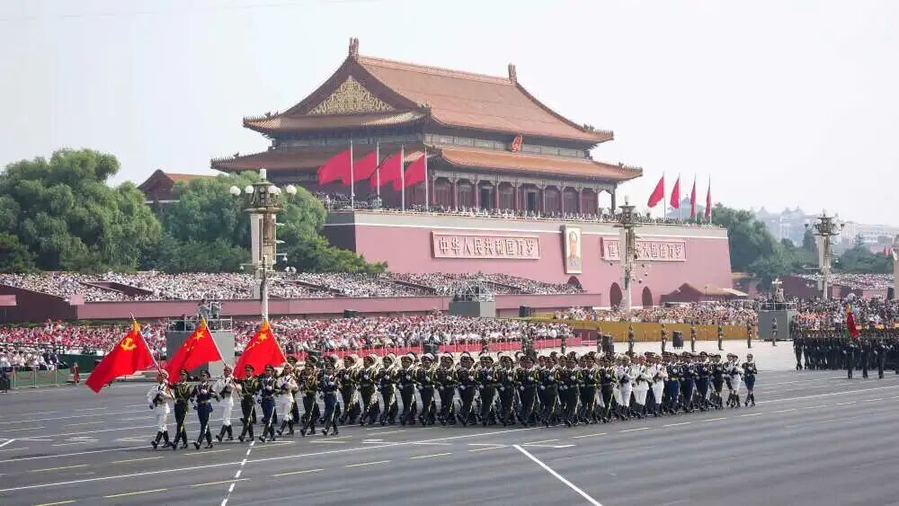 九三阅兵多款装备首发，盘点“大国重器”背后的复合材料
