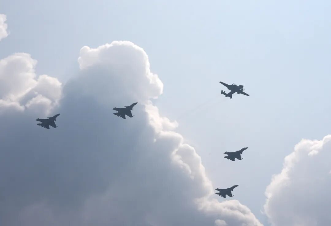 【航化说】答案揭晓！关于这次阅兵的空中梯队，你想知道的都在这了