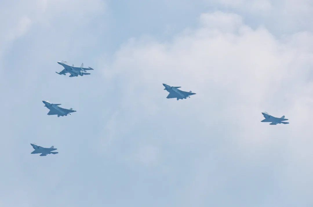 【航化说】答案揭晓！关于这次阅兵的空中梯队，你想知道的都在这了