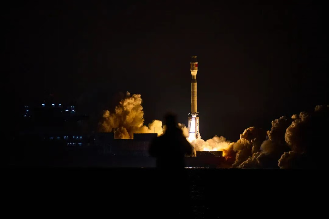 捷龙三号火箭一箭11星海上发射取得圆满成功