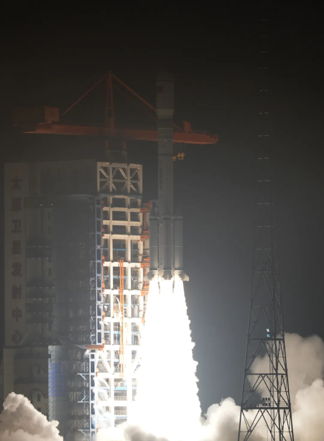 长六改火箭成功发射卫星互联网低轨11组卫星