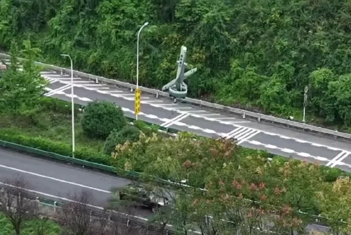 “文鳐+尾座”无人系统再出动，为智慧交通贡献成飞力量