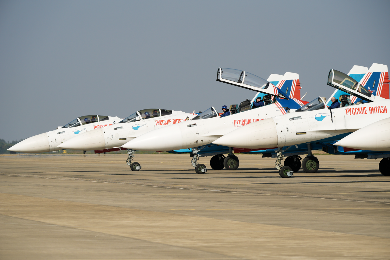 俄“勇士”飞抵南昌!2025南昌飞行大会重型战机特技盛宴即将启幕 俄“勇士”飞抵南昌!2025南昌飞行大会重型战机特技盛宴即将启幕