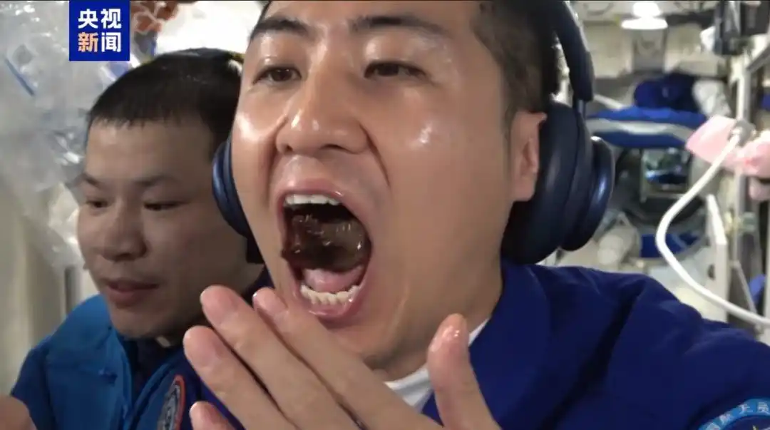 在太空撸串、吃烧烤不是梦!航天员们已经吃得停不下来 在太空撸串、吃烧烤不是梦!航天员们已经吃得停不下来