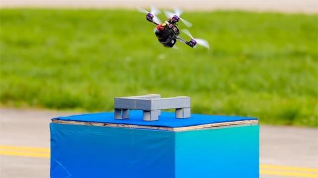 2025年陕西无人机公开赛在西安举办