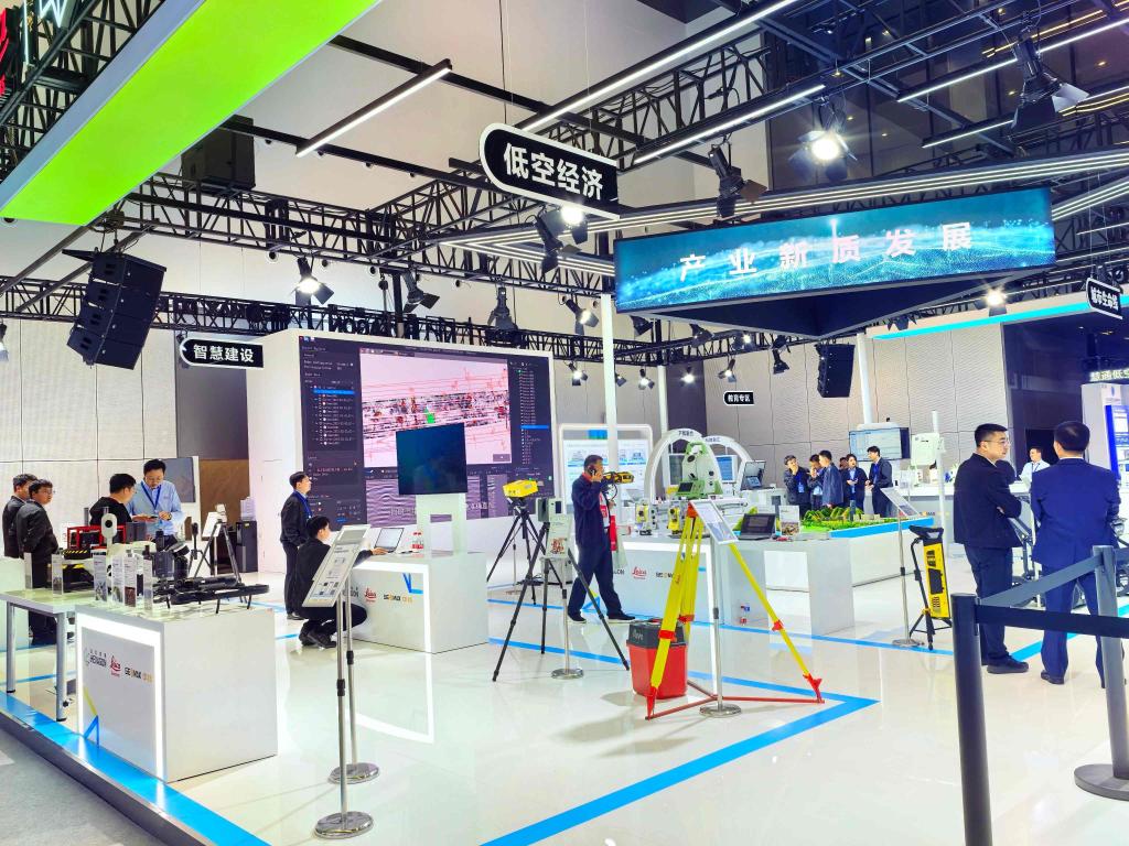 我国加快打造低空经济“数字神经系统” 我国加快打造低空经济“数字神经系统”