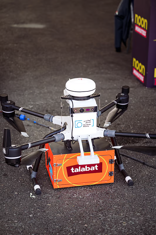 迪拜航展开幕，联合飞机在中东地区落地无人机送餐服务