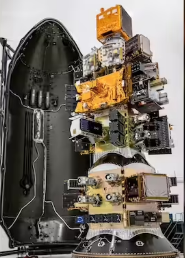 【航化说】30次升空再回收！SpaceXTransporter-15刷新航天复用新高度