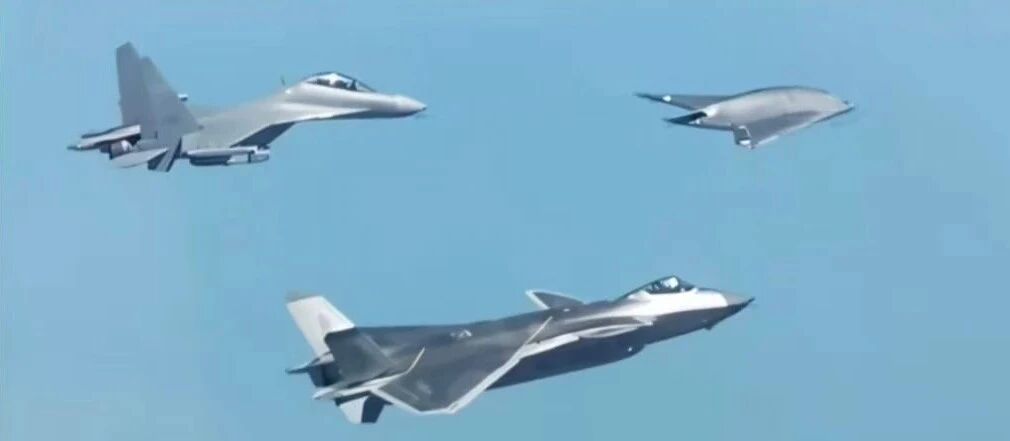 空军新“三剑客”！专家详解→