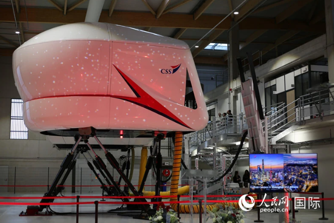 中国制造全动飞行模拟机首次进入欧洲市场 中国制造全动飞行模拟机首次进入欧洲市场