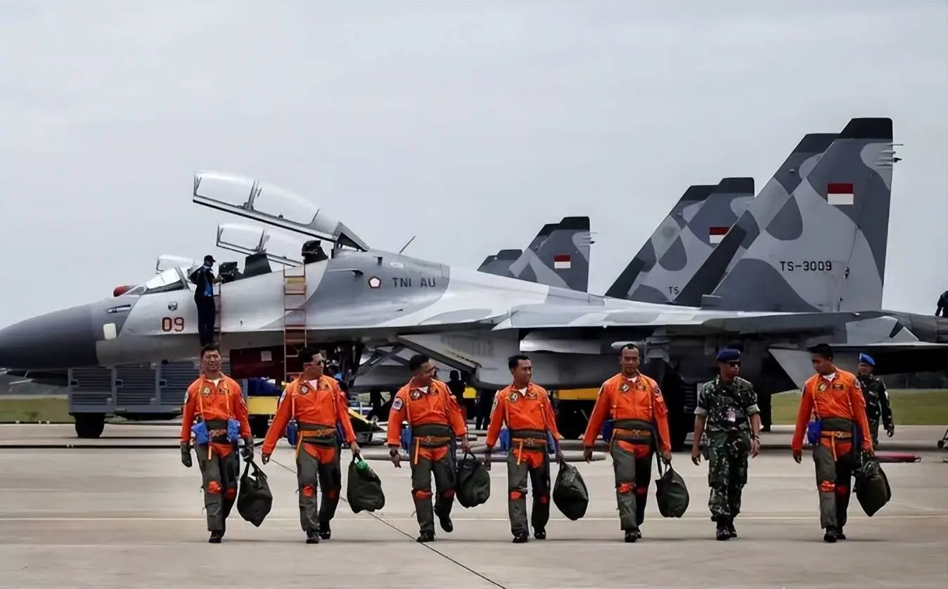 印尼耗资90亿买42架中国战机，单价超2亿？拆开账单发现花得值 
