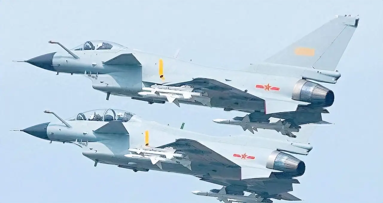 印尼耗资90亿买42架中国战机，单价超2亿？拆开账单发现花得值 