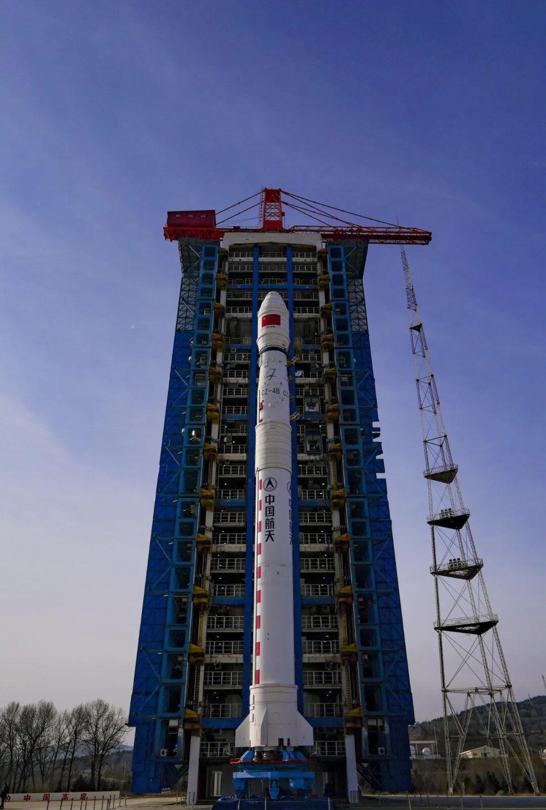 长四乙火箭成功发射资源三号04 长四乙火箭成功发射资源三号04