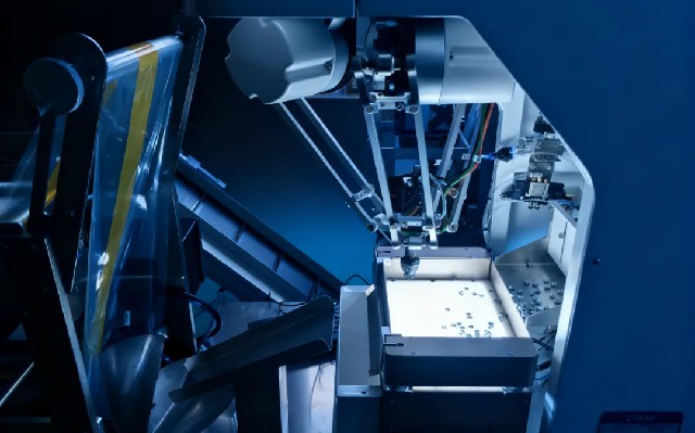 智能高效新突破，航空制造迎来“无人拣选”时代