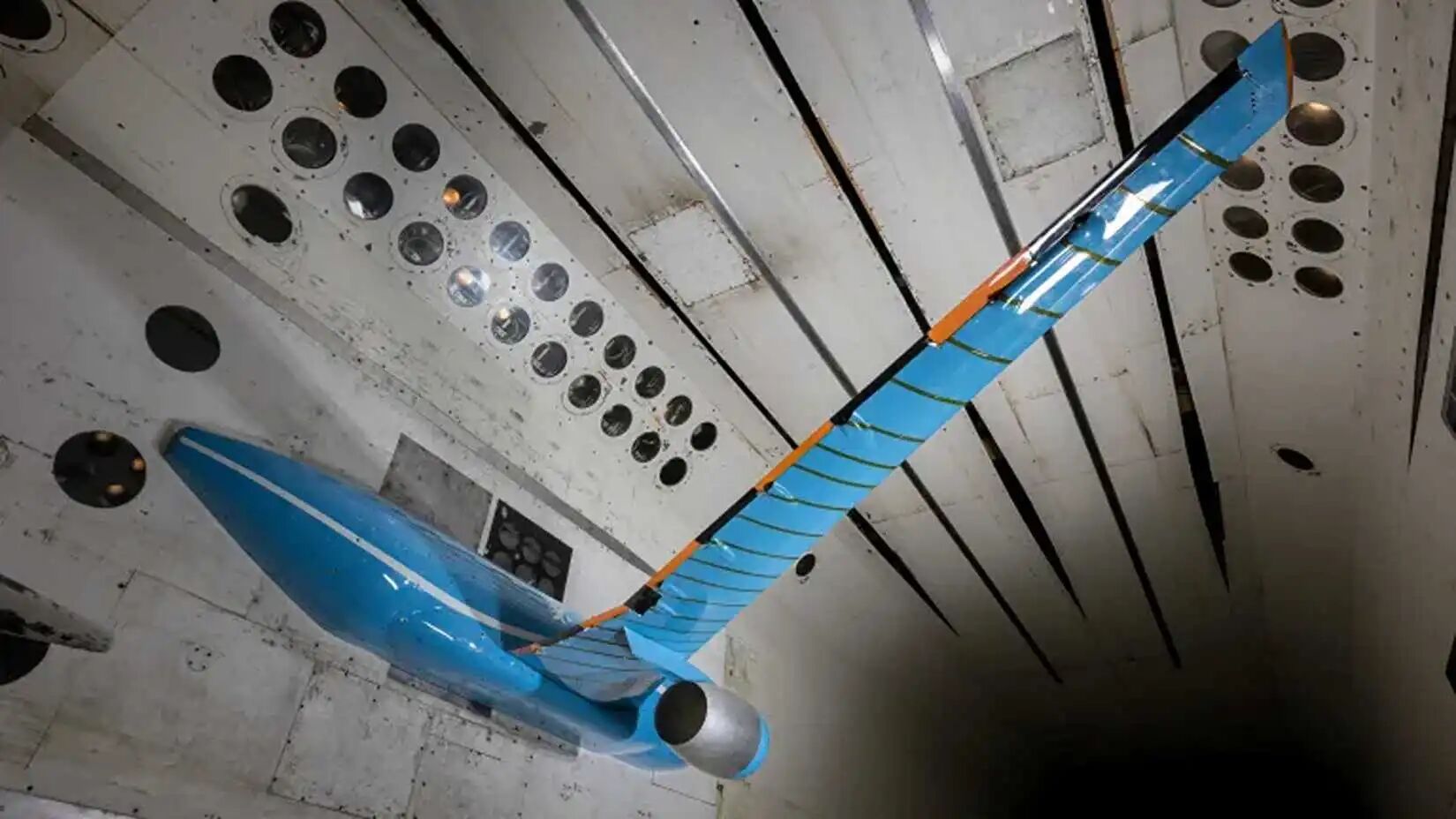 波音与NASA合作研发柔性机翼技术,未来飞机或能“吸收”湍流 波音与NASA合作研发柔性机翼技术,未来飞机或能“吸收”湍流