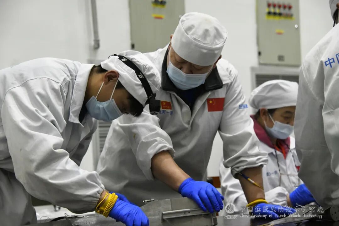 刷新纪录!长三乙火箭成功发射风云四号03星 刷新纪录!长三乙火箭成功发射风云四号03星