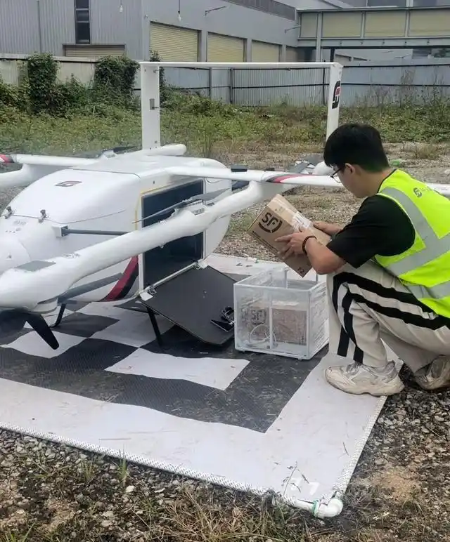 2025年的低空经济领域,哪些“明星”风头无两?哪些应用场景出乎意料? 2025年的低空经济领域,哪些“明星”风头无两?哪些应用场景出乎意料?