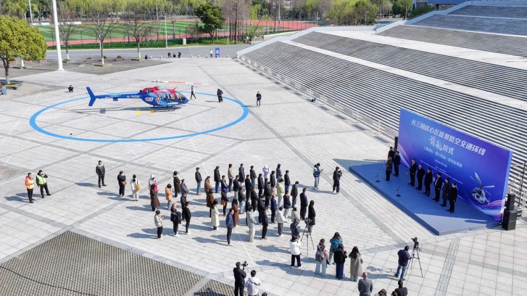 2025年的低空经济领域,哪些“明星”风头无两?哪些应用场景出乎意料? 2025年的低空经济领域,哪些“明星”风头无两?哪些应用场景出乎意料?