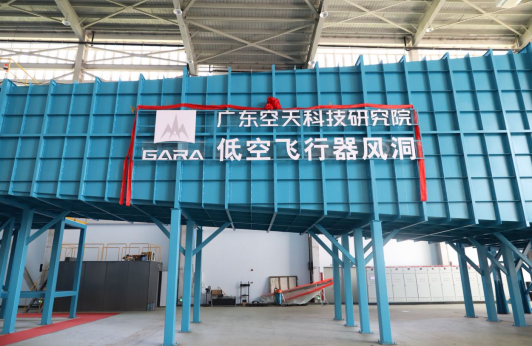 2025年的低空经济领域,哪些“明星”风头无两?哪些应用场景出乎意料? 2025年的低空经济领域,哪些“明星”风头无两?哪些应用场景出乎意料?