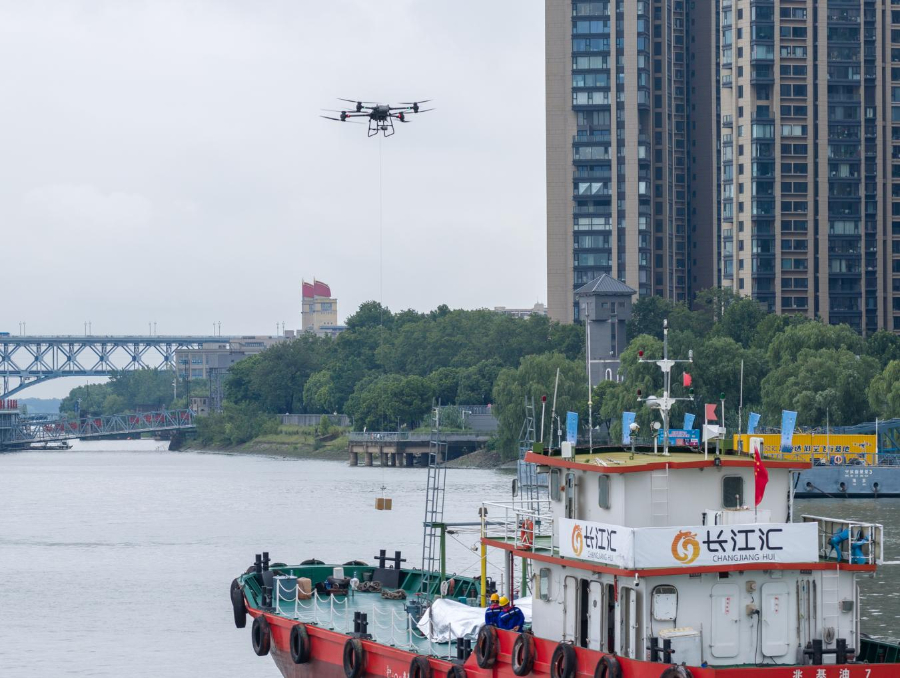 2025年的低空经济领域,哪些“明星”风头无两?哪些应用场景出乎意料? 2025年的低空经济领域,哪些“明星”风头无两?哪些应用场景出乎意料?