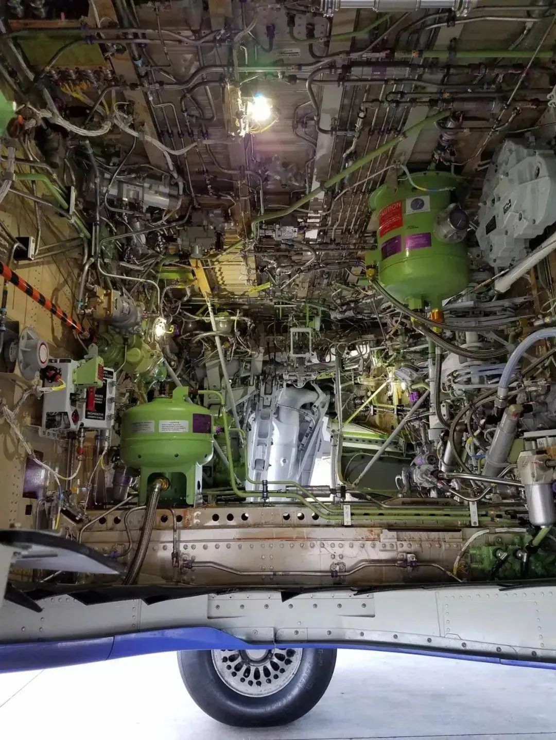 【航化说】飞机火箭也要“刮腻子”?这些材料是关键 【航化说】飞机火箭也要“刮腻子”?这些材料是关键