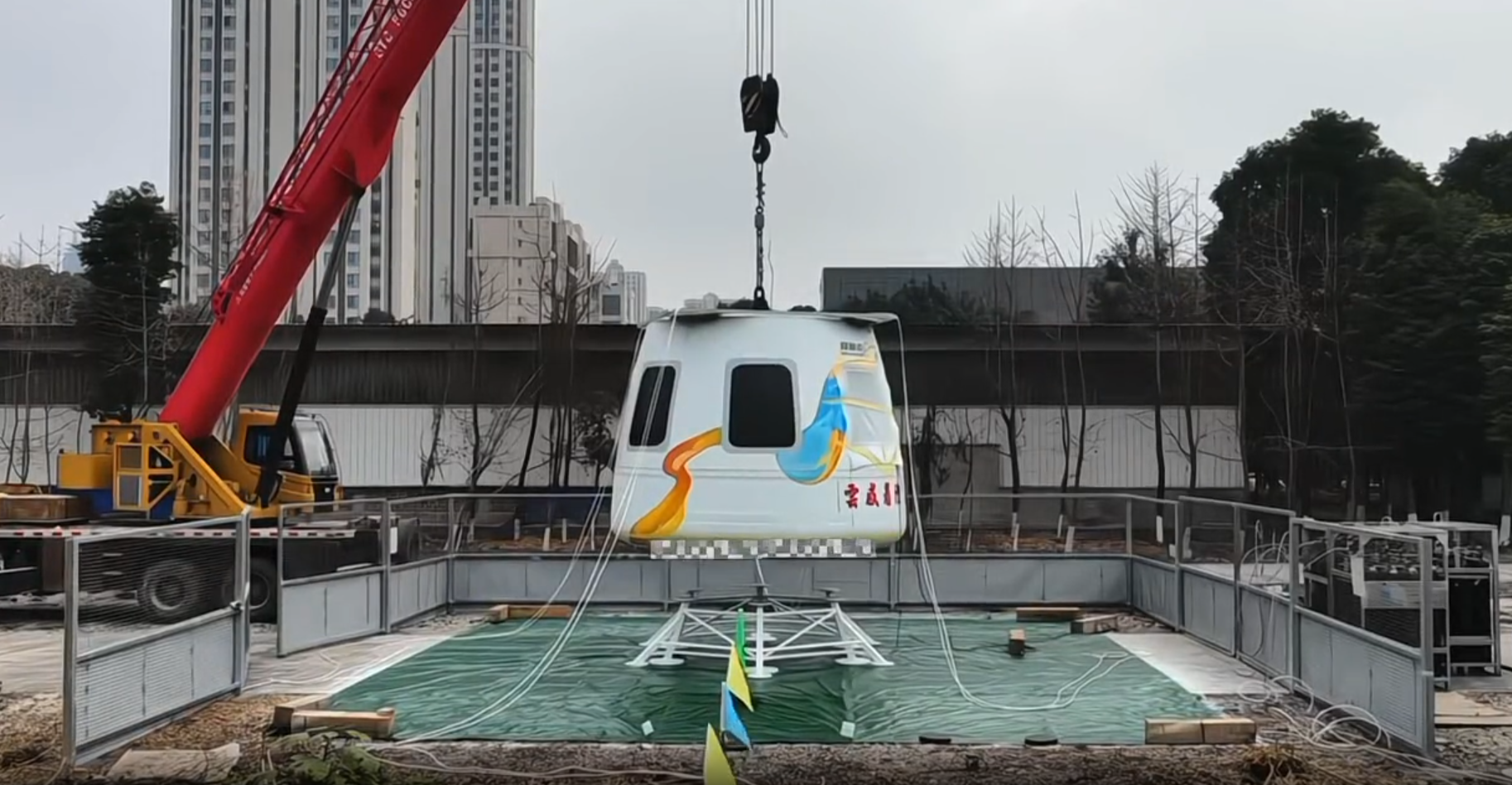 穿越者壹号（CYZ1）载人飞船试验舱已顺利完成静态推力演练试验