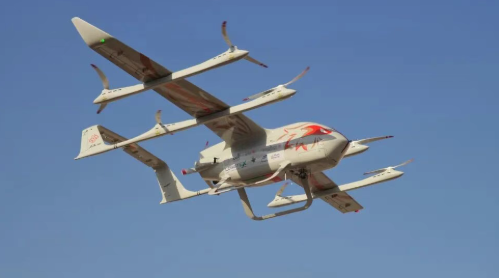 飞鹏“射手座”大型无人运输机在中东实现首次物流运输飞行