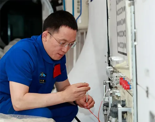 【航化说】中国空间站锂电池实验成功开展，意味着什么？