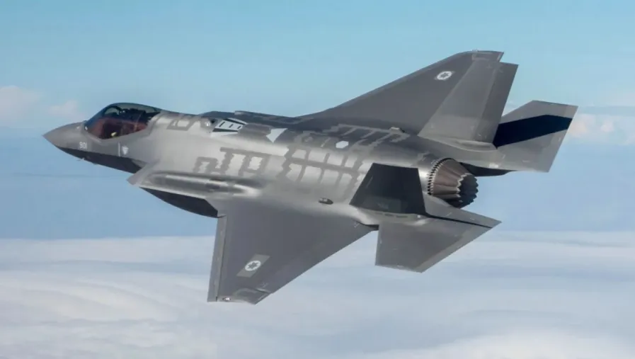 【航化说】往航空涂料里加“酸”加“盐”，真能保护飞机吗？