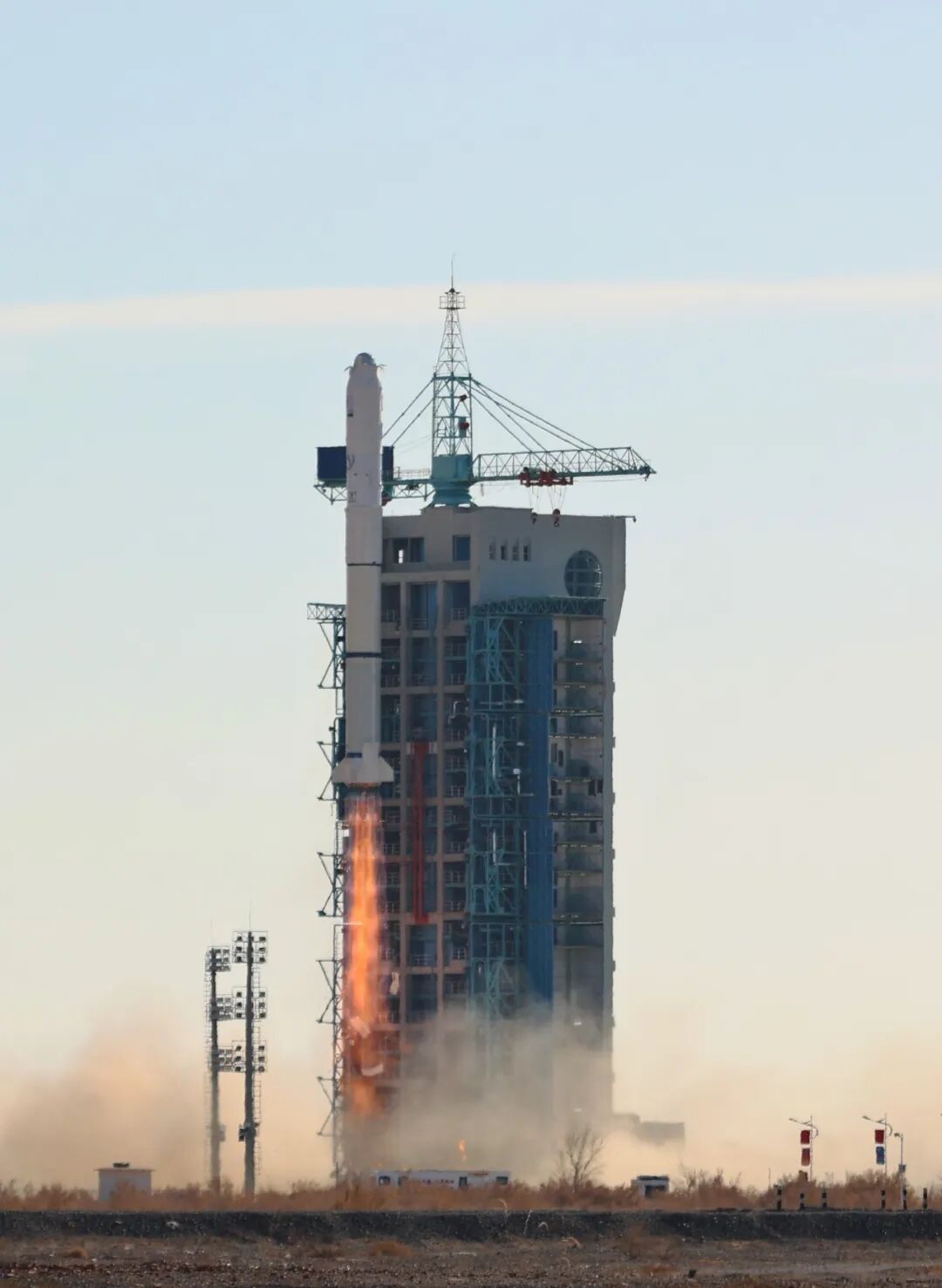 长二丙火箭成功发射阿尔及利亚遥感三号卫星A星 长二丙火箭成功发射阿尔及利亚遥感三号卫星A星