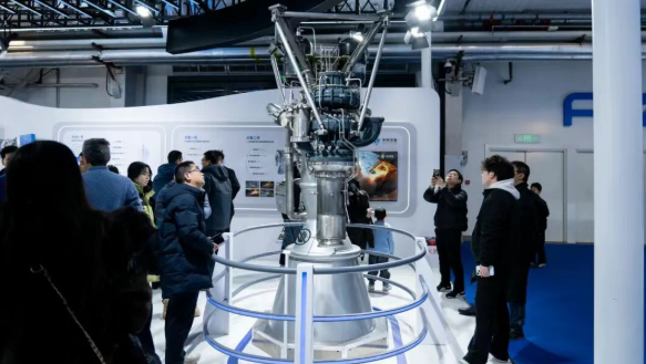 中科宇航携力鸿二号载荷舱体验装置亮相2026北京国际商业航天展览会 中科宇航携力鸿二号载荷舱体验装置亮相2026北京国际商业航天展览会