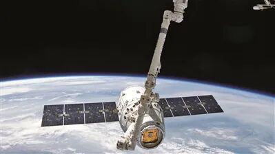 俄平流层无人机将替代“星链”？