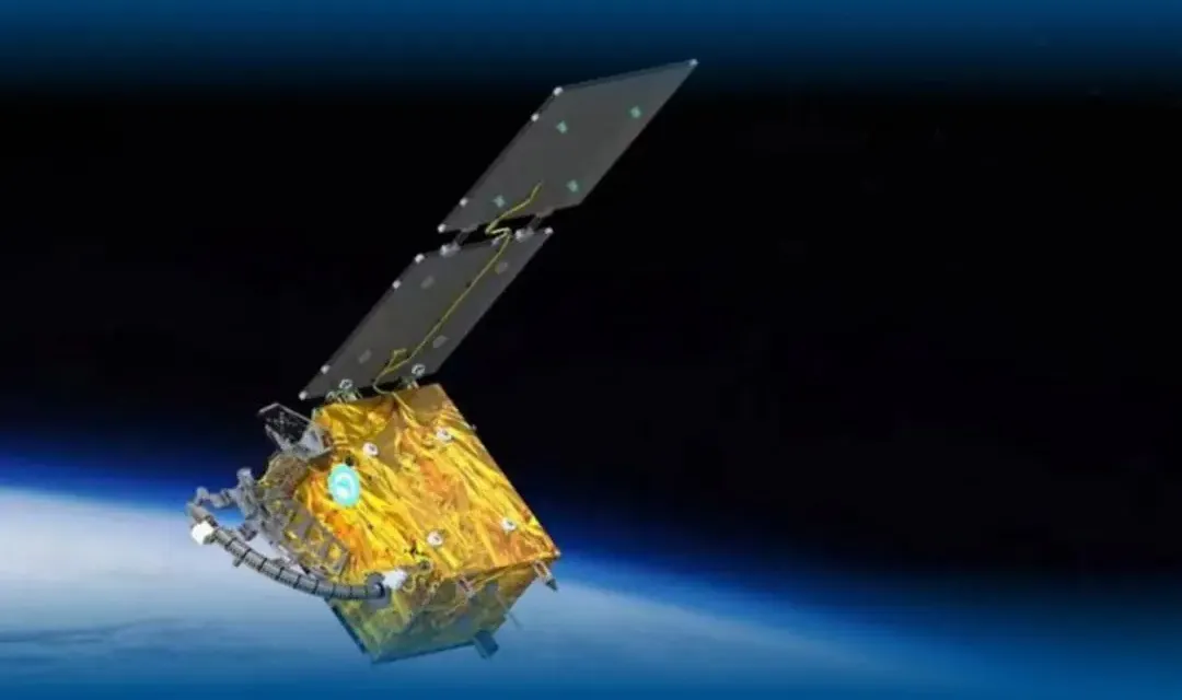“太空加油站”试验卫星升空：卫星如何“延寿”与“善终”？