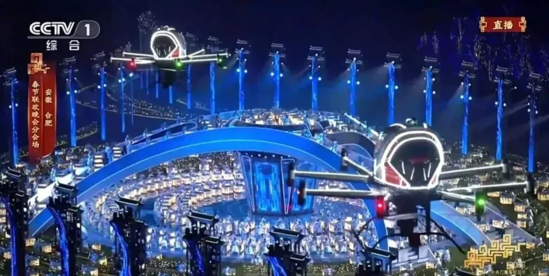 中国用无人机踢足球了，美国却在“偷师”伊朗无人机？