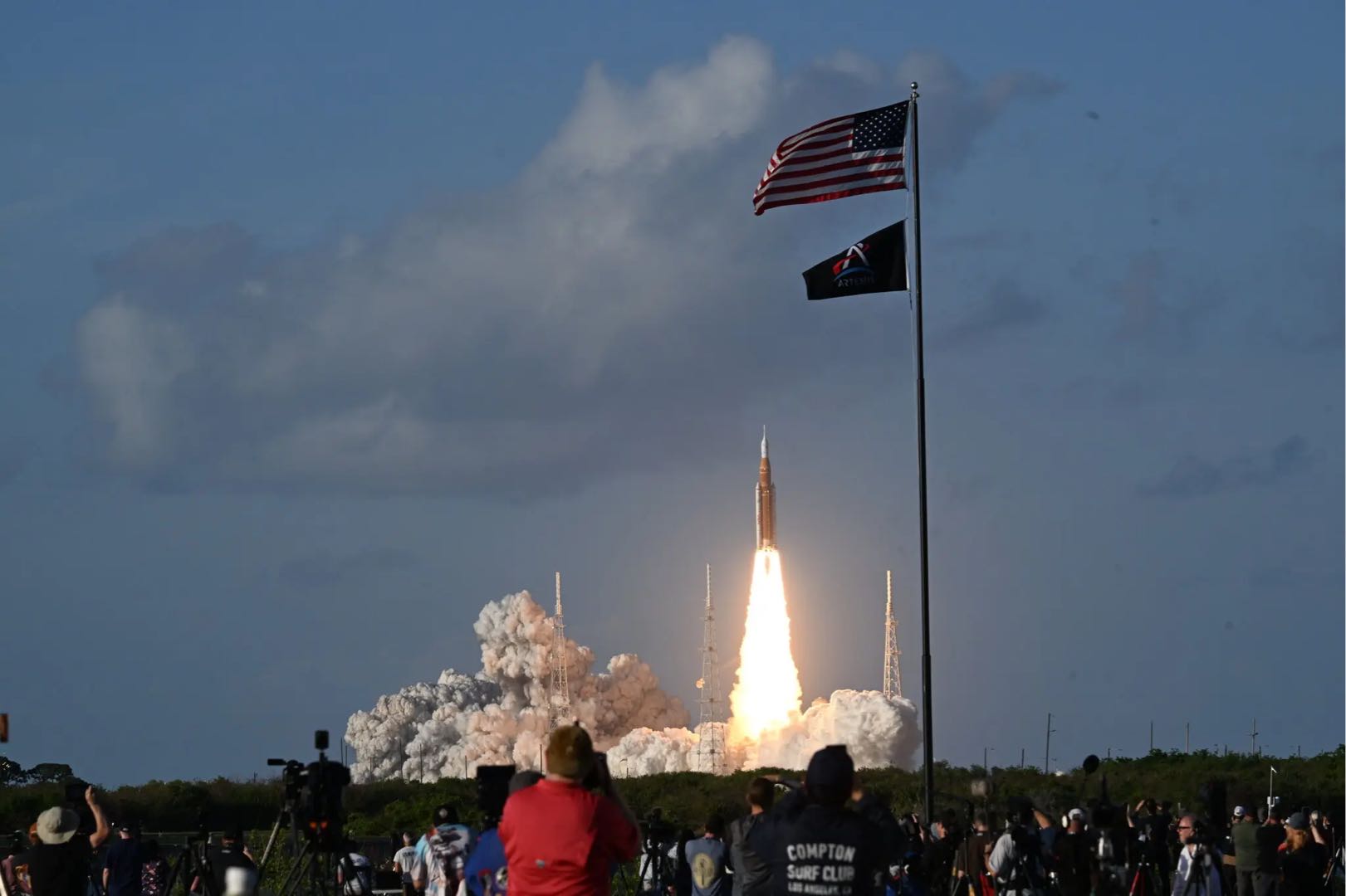 发射成功！时隔半个世纪，美国再执行载人绕月任务