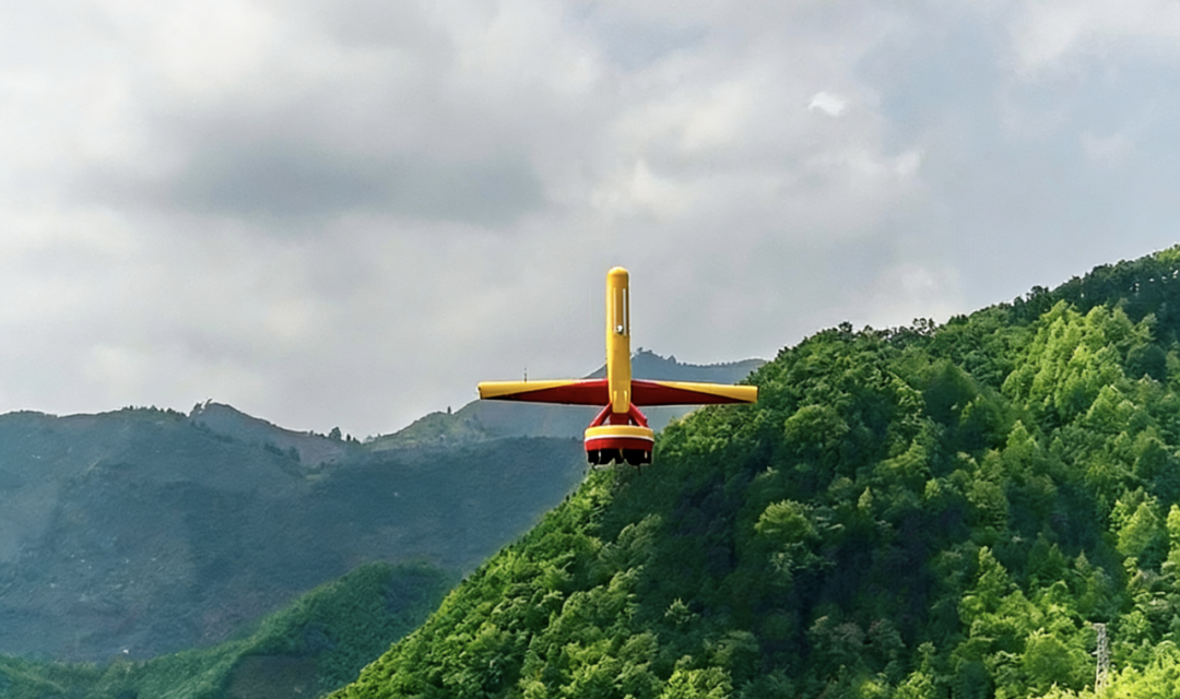 清明巡查防山火,“云影”“文鳐”双剑合璧守护镇宁青山 清明巡查防山火,“云影”“文鳐”双剑合璧守护镇宁青山
