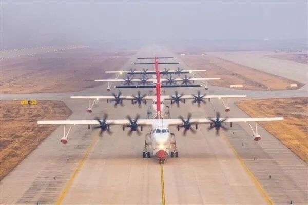 AG600批产第四架机总装下线 AG600批产第四架机总装下线